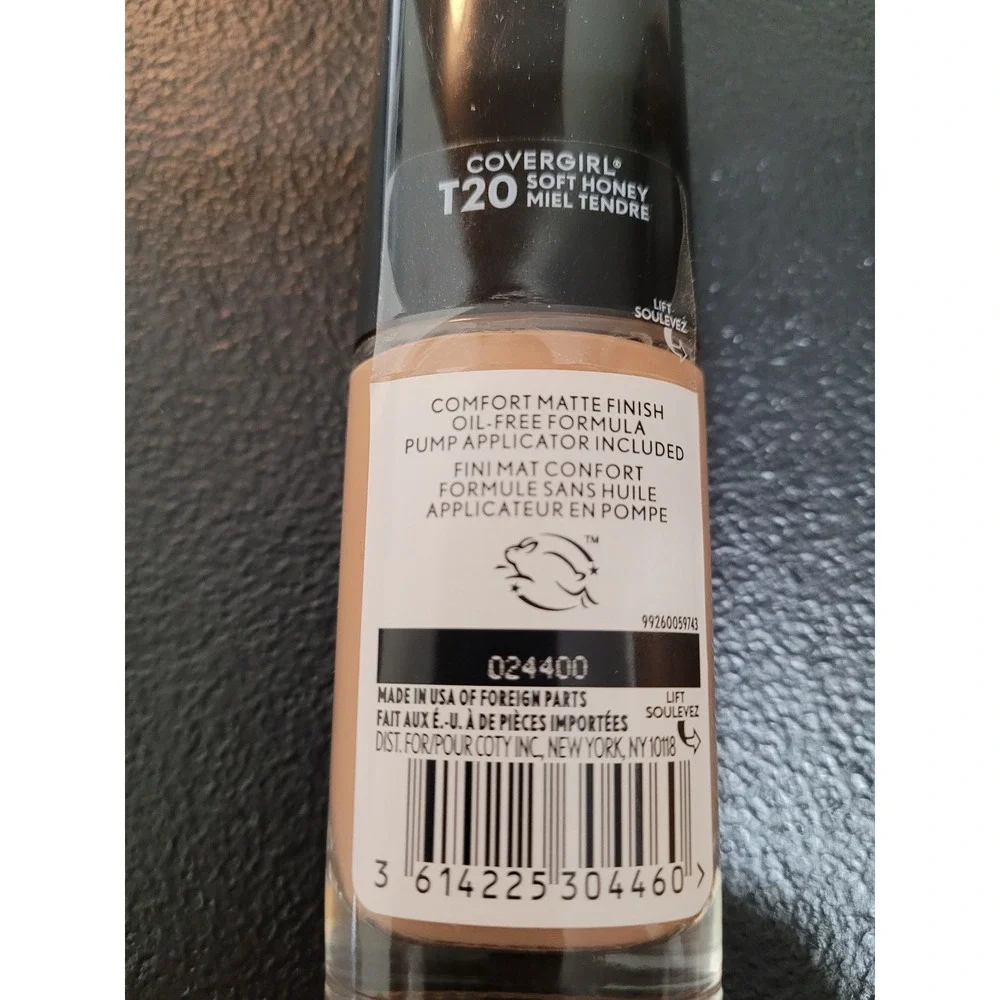 Covergirl Foundation Women 30ml T20 Soft Honey New TruBlend Matte Made Liquid